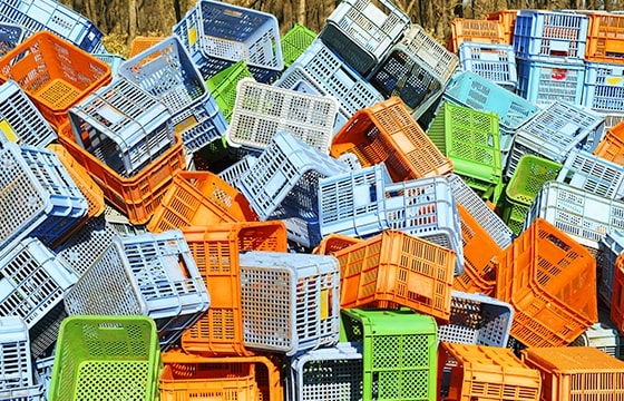 役目を終えたパレットやコンテナー等を回収