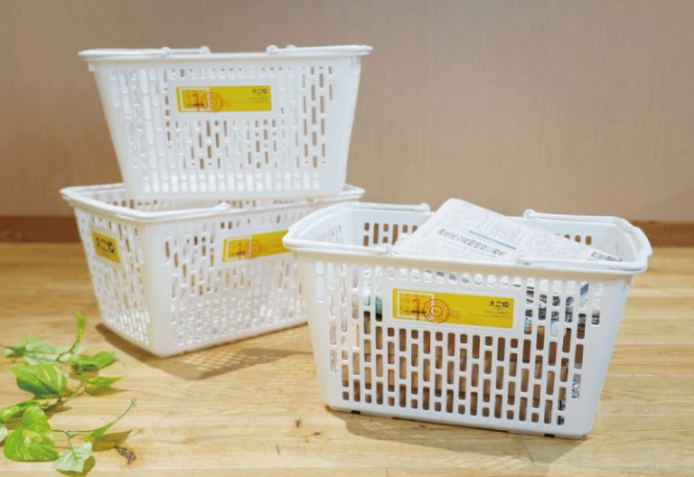 回収資源から生まれた買物カゴ、えこ便10周年ノベルティに採用